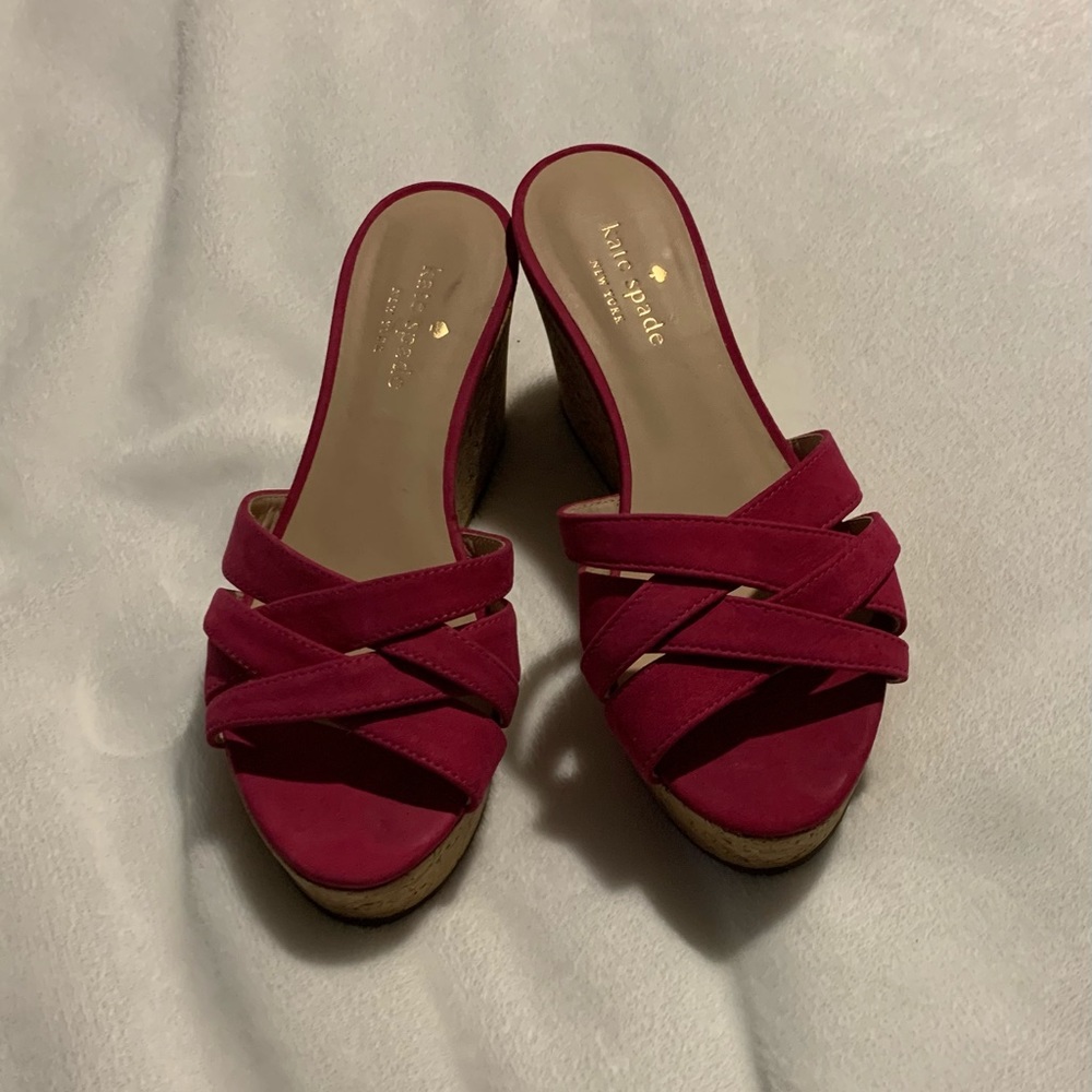 Kate Spade size 6 magenta colored fabric sandals.